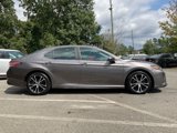 Used 2020 Toyota Camry SE image 4