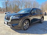 New 2025 Nissan Pathfinder SL image 2