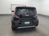 Used 2023 Kia Soul LX image 6