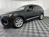 Certified 2025 Audi Q7 3.0T Premium w/ Convenience Package image 4