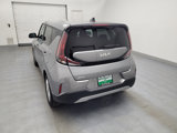 Used 2023 Kia Soul LX w/ LX Technology Package image 6