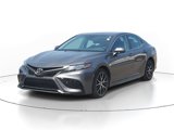 Used 2022 Toyota Camry SE image 2