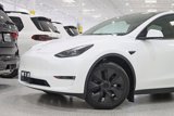 Used 2025 Tesla Model Y Long Range image 2