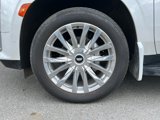 Used 2023 Cadillac Escalade Premium Luxury image 3