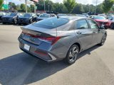 Used 2025 Hyundai Elantra Sport image 3