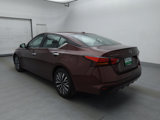 Used 2023 Nissan Altima 2.5 SV image 5
