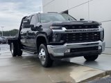 Used 2022 Chevrolet Silverado 3500 LT w/ Convenience Package image 2