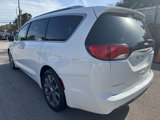 Used 2018 Chrysler Pacifica Limited w/ Tire & Wheel Group image 2