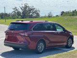 Used 2021 Toyota Sienna XLE image 5