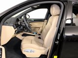 New 2025 Porsche Macan image 5