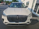 Used 2025 Lincoln Aviator Reserve w/ Illumination Package image 3