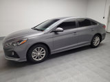 Used 2019 Hyundai Sonata SE image 2