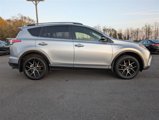Used 2018 Toyota RAV4 SE image 6