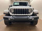 New 2025 Jeep Gladiator Sport image 6