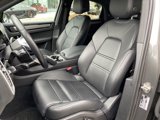Certified 2023 Porsche Cayenne Coupe image 5