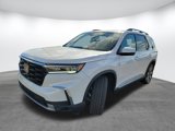 New 2025 Honda Pilot Touring image 3