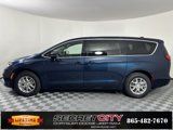 New 2025 Chrysler Pacifica Select image 5
