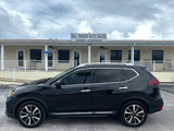 Used 2019 Nissan Rogue SL image 2
