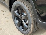 New 2025 Jeep Grand Cherokee Limited w/ Black Appearance Package image 5