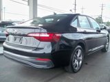 Used 2023 Volkswagen Jetta SE image 3