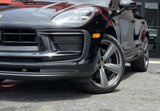 Used 2023 Porsche Macan image 3