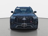 Used 2025 Ford Explorer ST image 2
