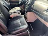 Used 2016 Chrysler Town & Country Touring image 6