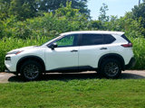 Used 2023 Nissan Rogue S image 4