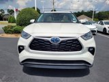 Certified 2021 Toyota Highlander XLE image 2