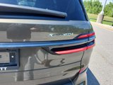 Used 2025 BMW X7 xDrive40i w/ Executive Package image 5