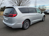 New 2023 Chrysler Pacifica Touring-L image 6