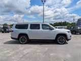 Used 2024 Jeep Wagoneer L Series II w/ Premium Group I image 2