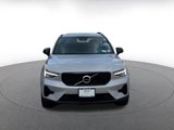 Used 2024 Volvo XC40 B5 Core image 4