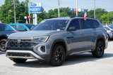 Used 2024 Volkswagen Atlas Peak Edition SEL image 3