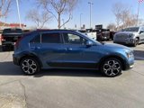 Used 2023 Kia Niro SX Touring image 4