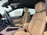 Used 2025 Porsche Macan image 5