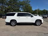 Used 2023 Chevrolet Suburban Premier image 2