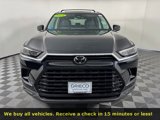 Used 2024 Toyota Grand Highlander XLE image 3