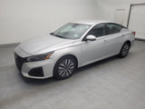 Used 2023 Nissan Altima 2.5 SV image 2