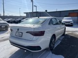Used 2023 Volkswagen Jetta SE image 5