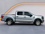 Used 2023 Ford F150 XLT image 3
