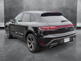 Certified 2024 Porsche Macan image 3