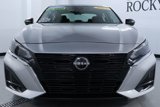 Used 2024 Nissan Altima 2.5 SV image 2