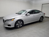 Used 2022 Nissan Altima 2.5 SV image 2