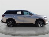 New 2025 INFINITI QX60 Luxe w/ Vision Package image 3