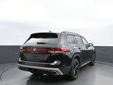 New 2025 Volkswagen Atlas Peak Edition SE image 5