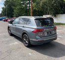 Used 2022 Volkswagen Tiguan SE image 3
