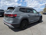 New 2025 Volkswagen Atlas Peak Edition SE image 4