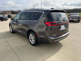 Used 2021 Chrysler Pacifica Touring-L w/ Uconnect Theater Family Group image 3