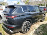New 2025 Mitsubishi Outlander SE image 4